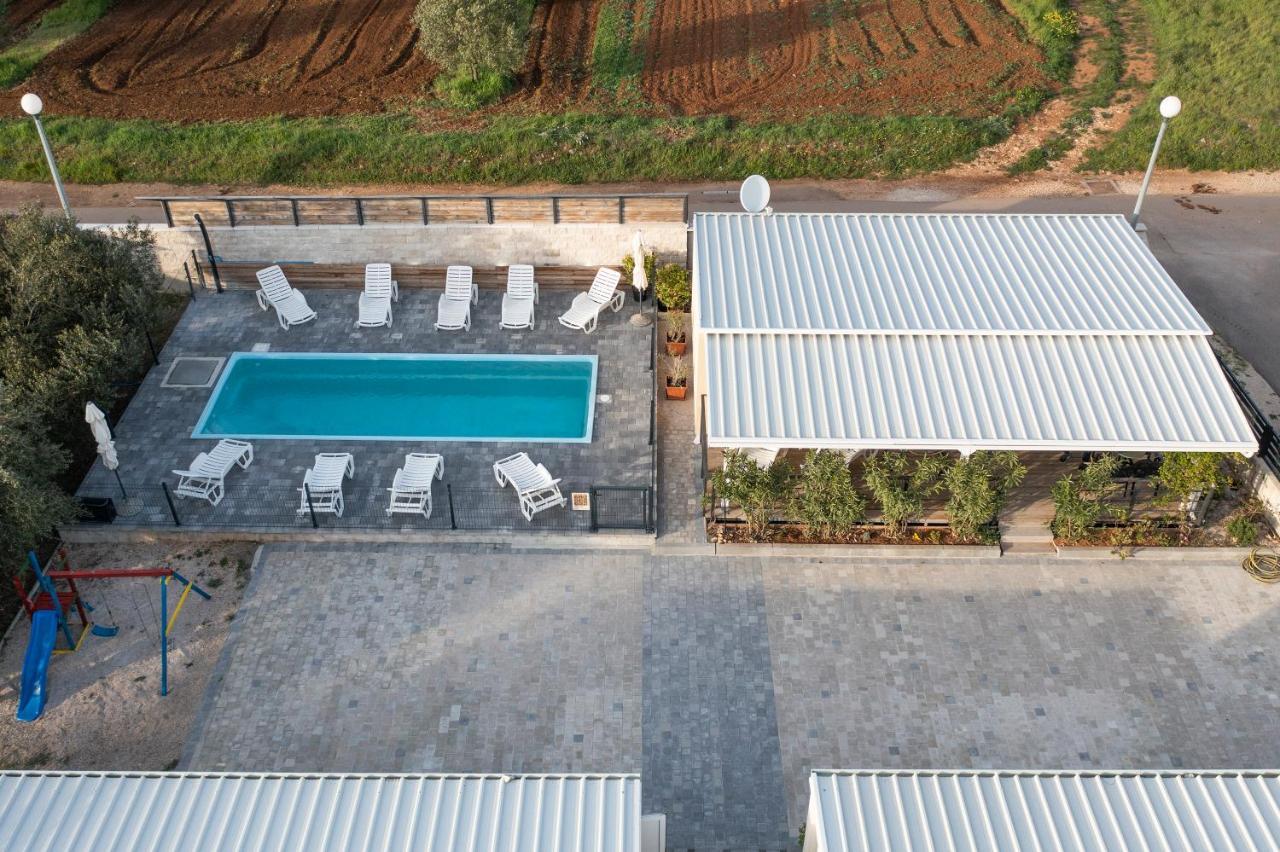 Kamp Tonci Hotel Biograd Na Moru Eksteriør billede