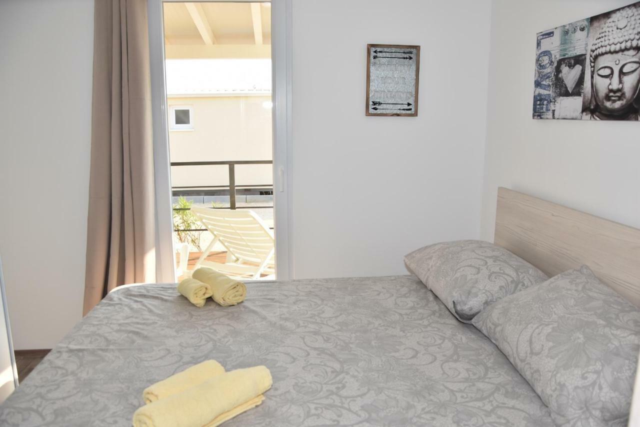 Kamp Tonci Hotel Biograd Na Moru Eksteriør billede